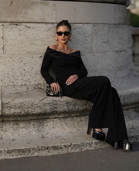 Solid Color Off-shoulder Crop Top & High-waisted Pants Set